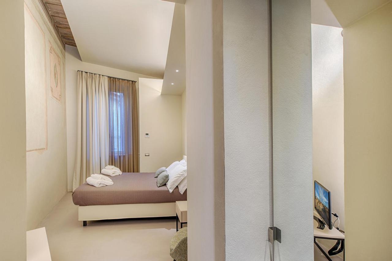 Residenza D'Epoca Le Aquile Bed & Breakfast Сиена Екстериор снимка