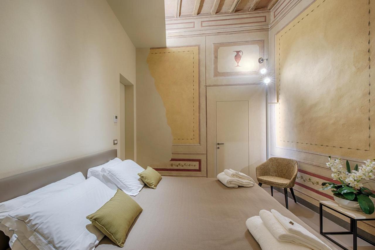 Residenza D'Epoca Le Aquile Bed & Breakfast Сиена Екстериор снимка